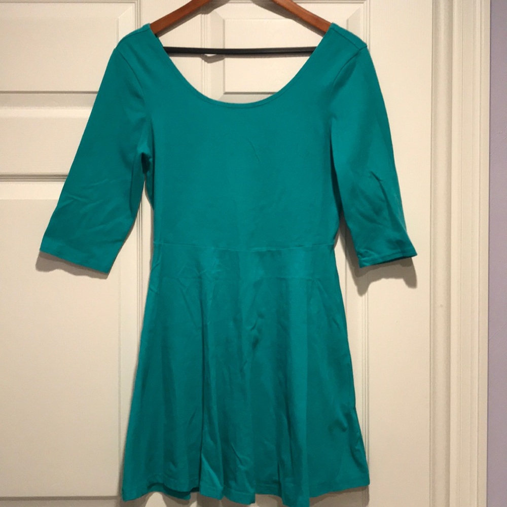 Turquoise 3/4 sleeved skater dress 🤩 ON HOLD